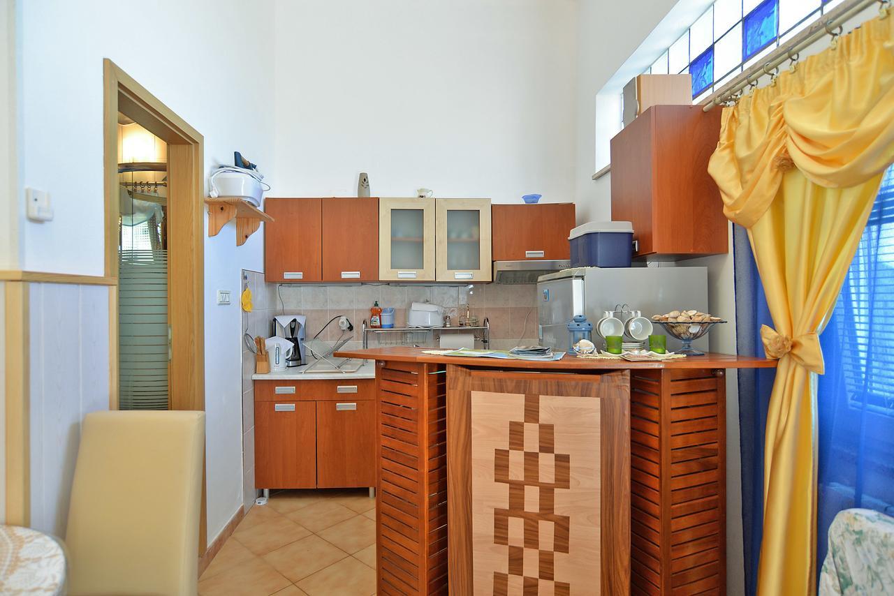 Apartments Dino 1374 Póla Kültér fotó