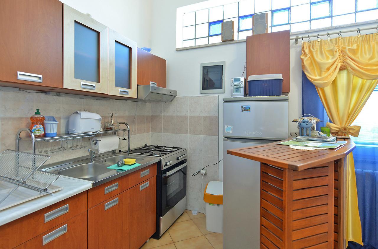 Apartments Dino 1374 Póla Kültér fotó